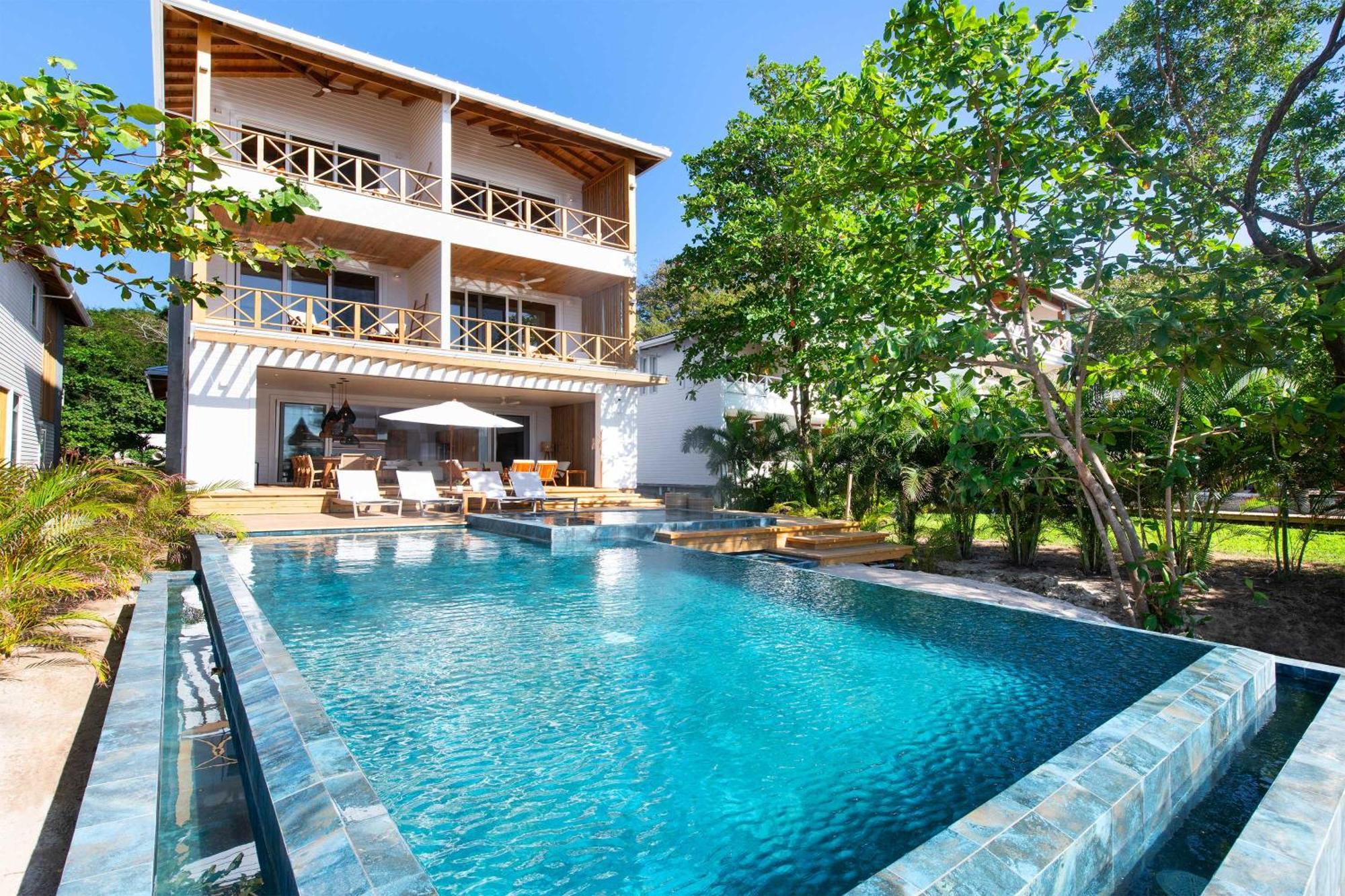 Ibagari Boutique Hotel (Adults Only) West Bay Exteriör bild